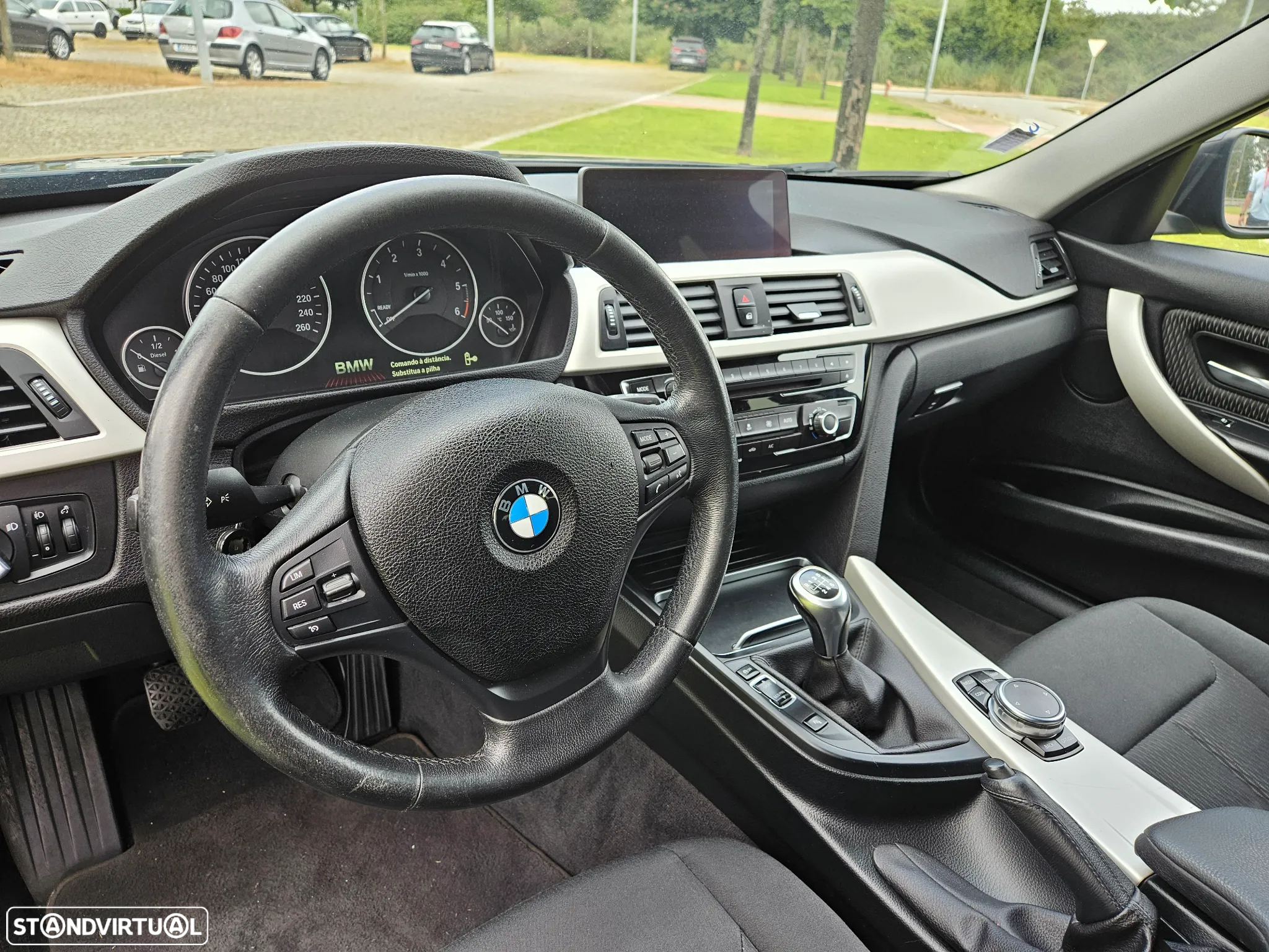 BMW 318 d Touring Line Luxury - 10