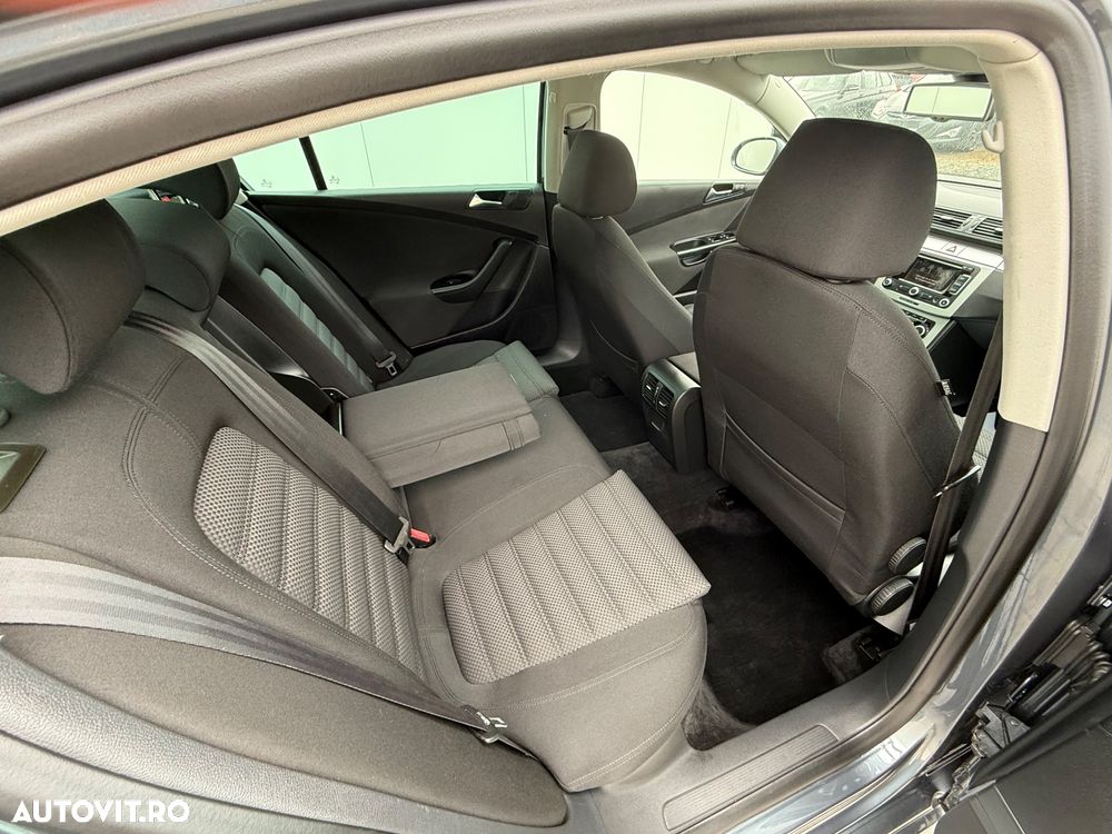 Volkswagen Passat 1.4 TSI R-Line Edition - 6