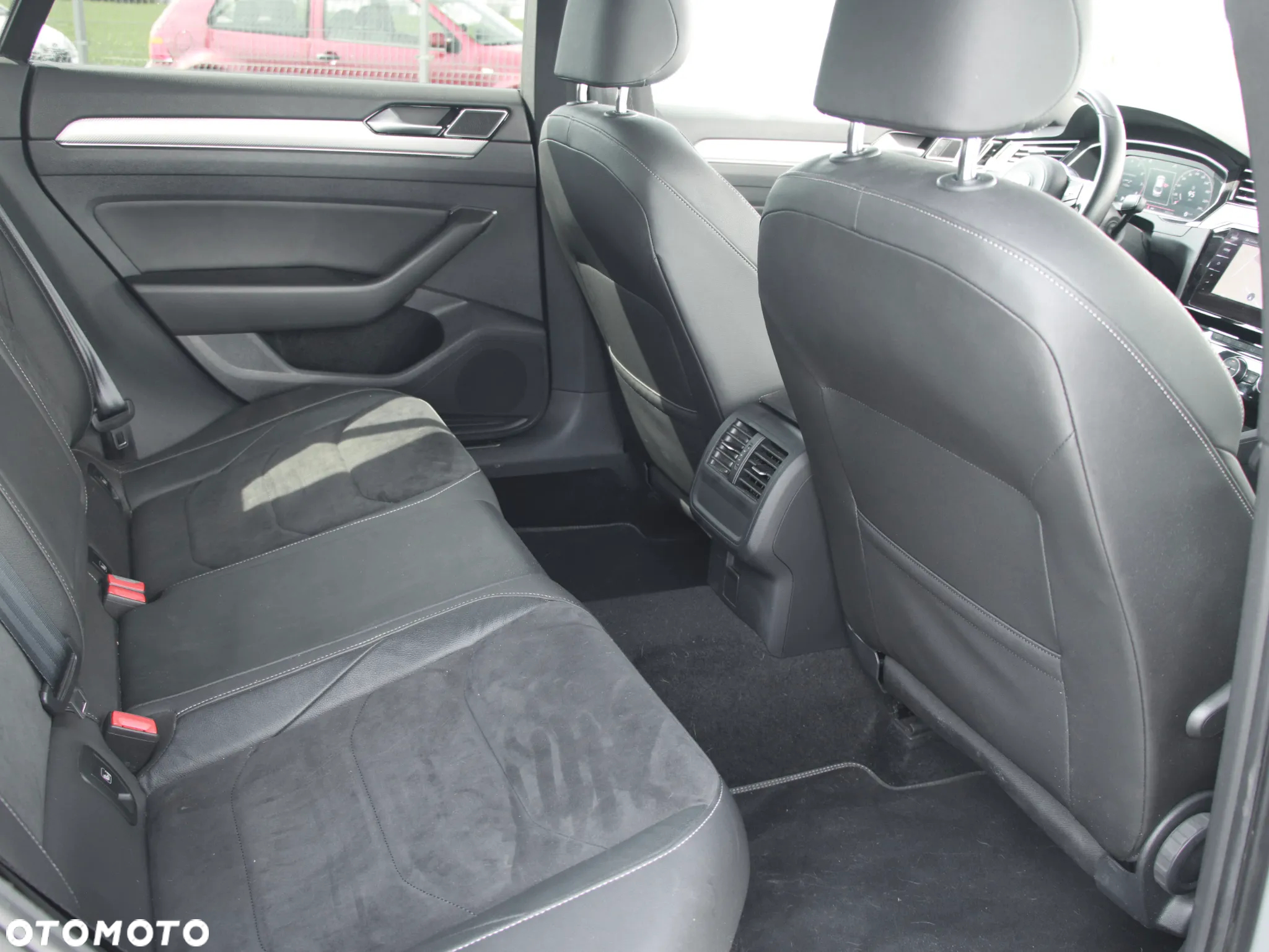 Volkswagen Arteon 2.0 TSI R-Line DSG - 12