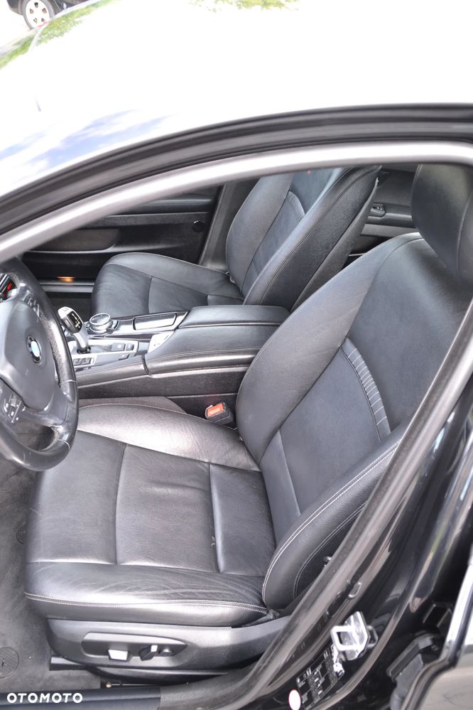 BMW Seria 5 520d Luxury Line - 36