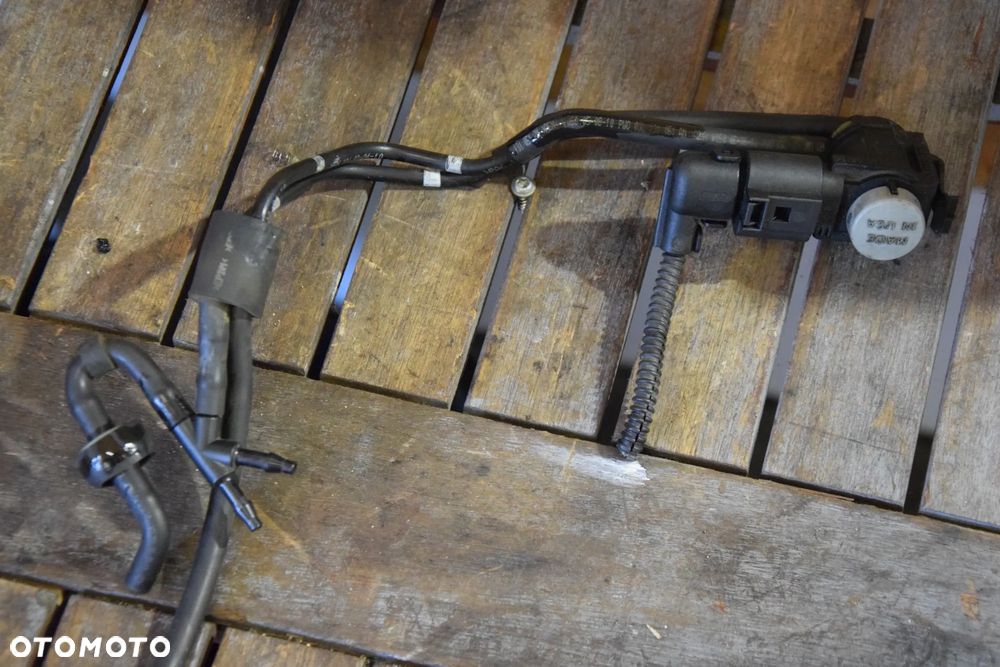 AUDI A3 8P LIFT 08-12 1.6 TDI Zawór podciśnienia 1K0906283A - 1