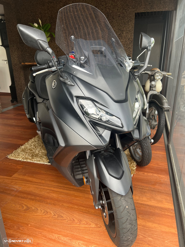 Yamaha TMAX  560