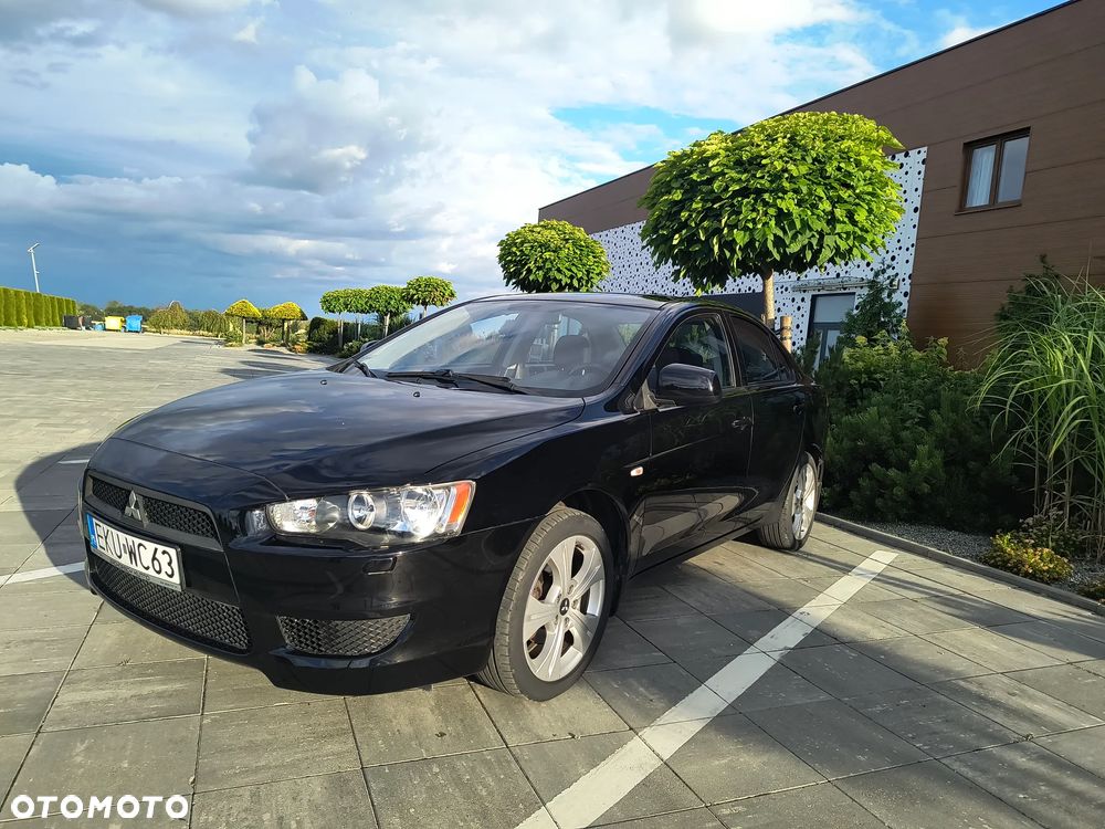 Mitsubishi Lancer 1.8 Invite - 2