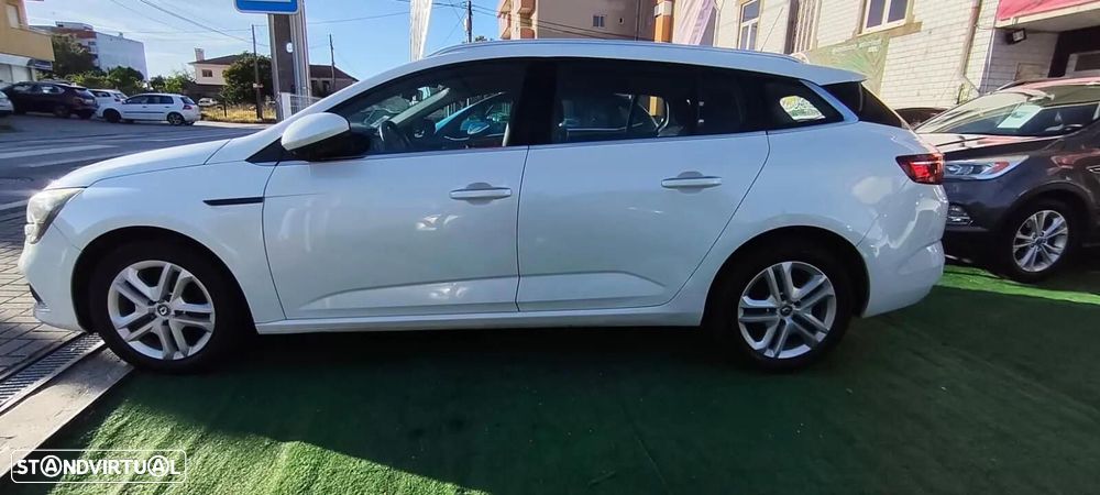 Renault Mégane Sport Tourer 1.5 dCi Zen ECO - 4