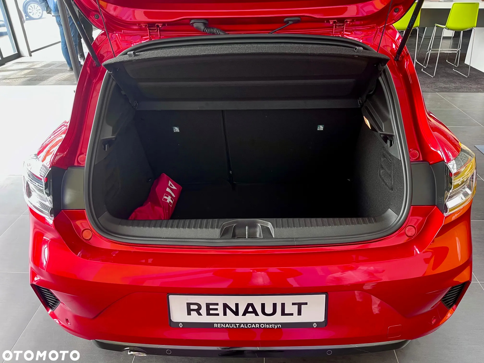 Renault Clio 1.0 TCe Techno - 9