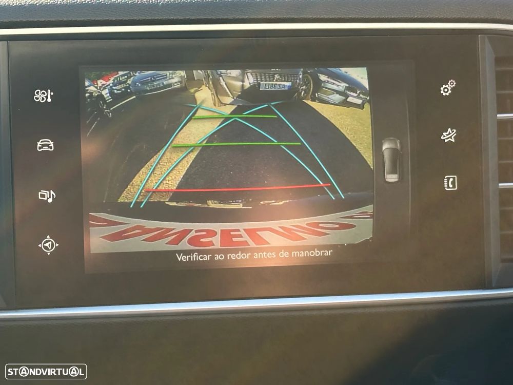 Peugeot 308 SW 1.6 BlueHDi Style J17 - 22