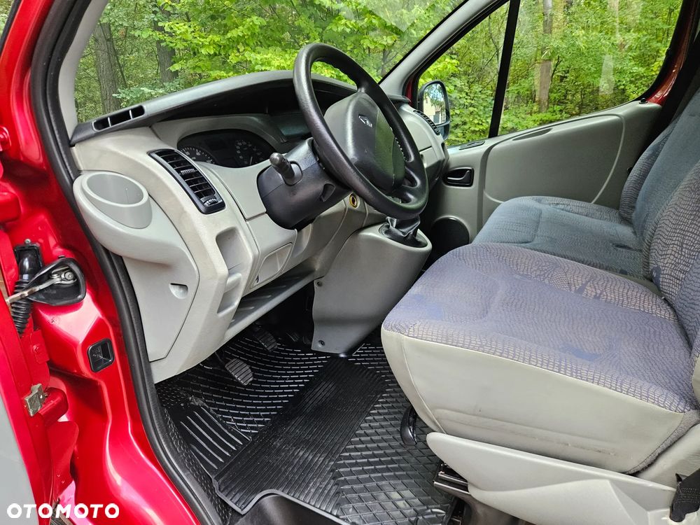 Renault TRAFIC LONG 6-OSOBOWY - 29