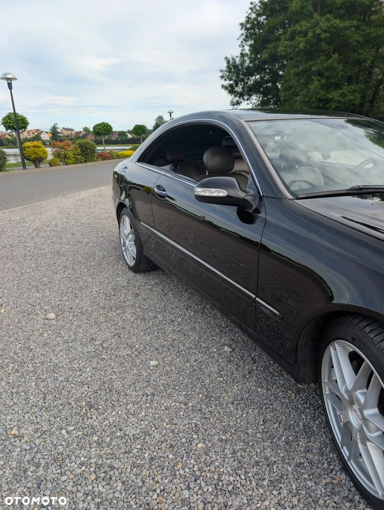 Mercedes-Benz CLK 320 CDI 7G-TRONIC Avantgarde - 11