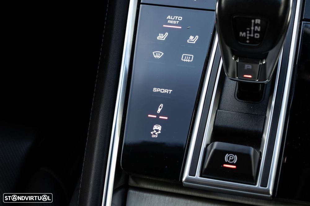 Porsche Panamera 4 S - 25