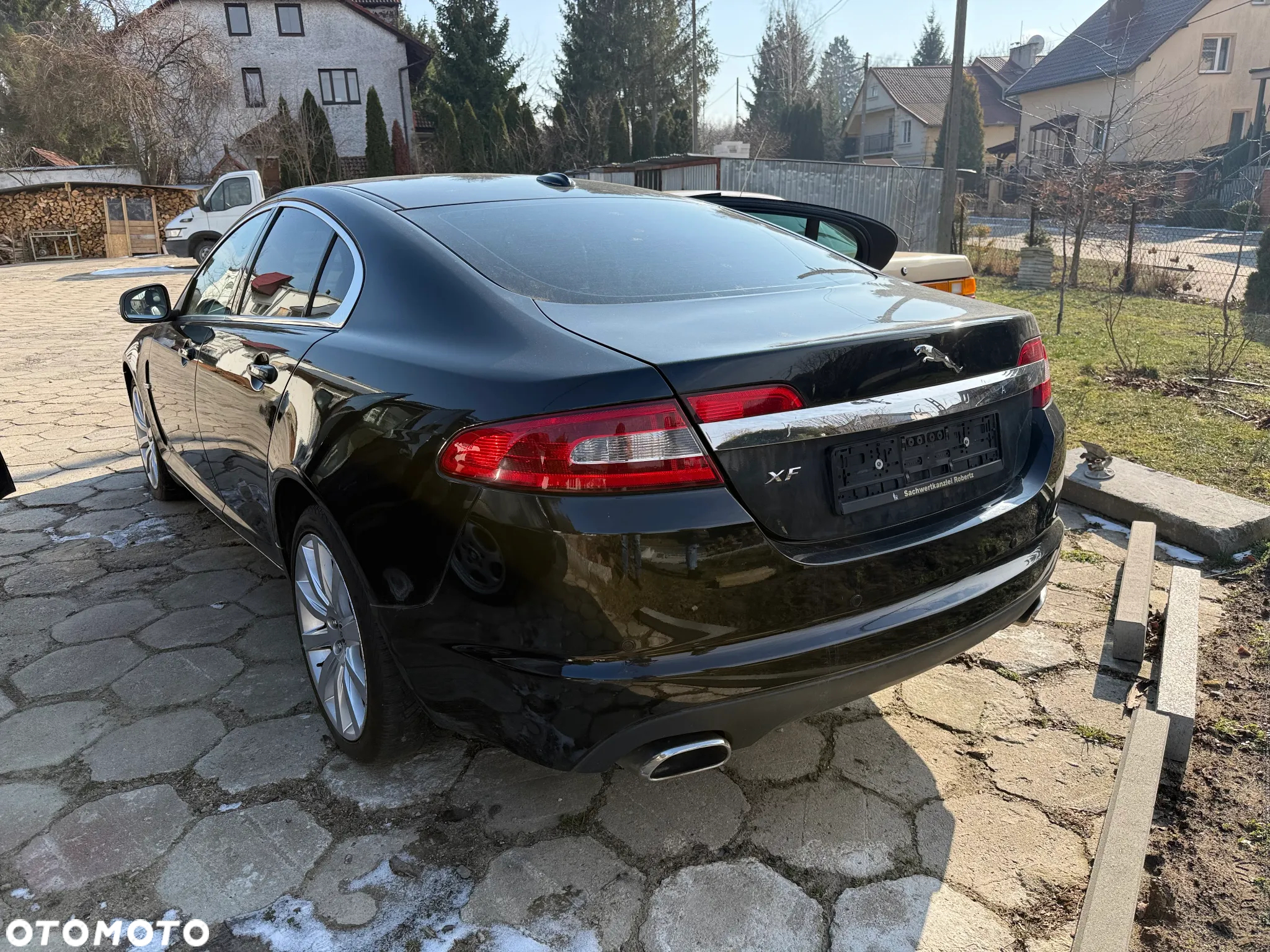 Jaguar XF 2.7 V6 D Luxury - 2