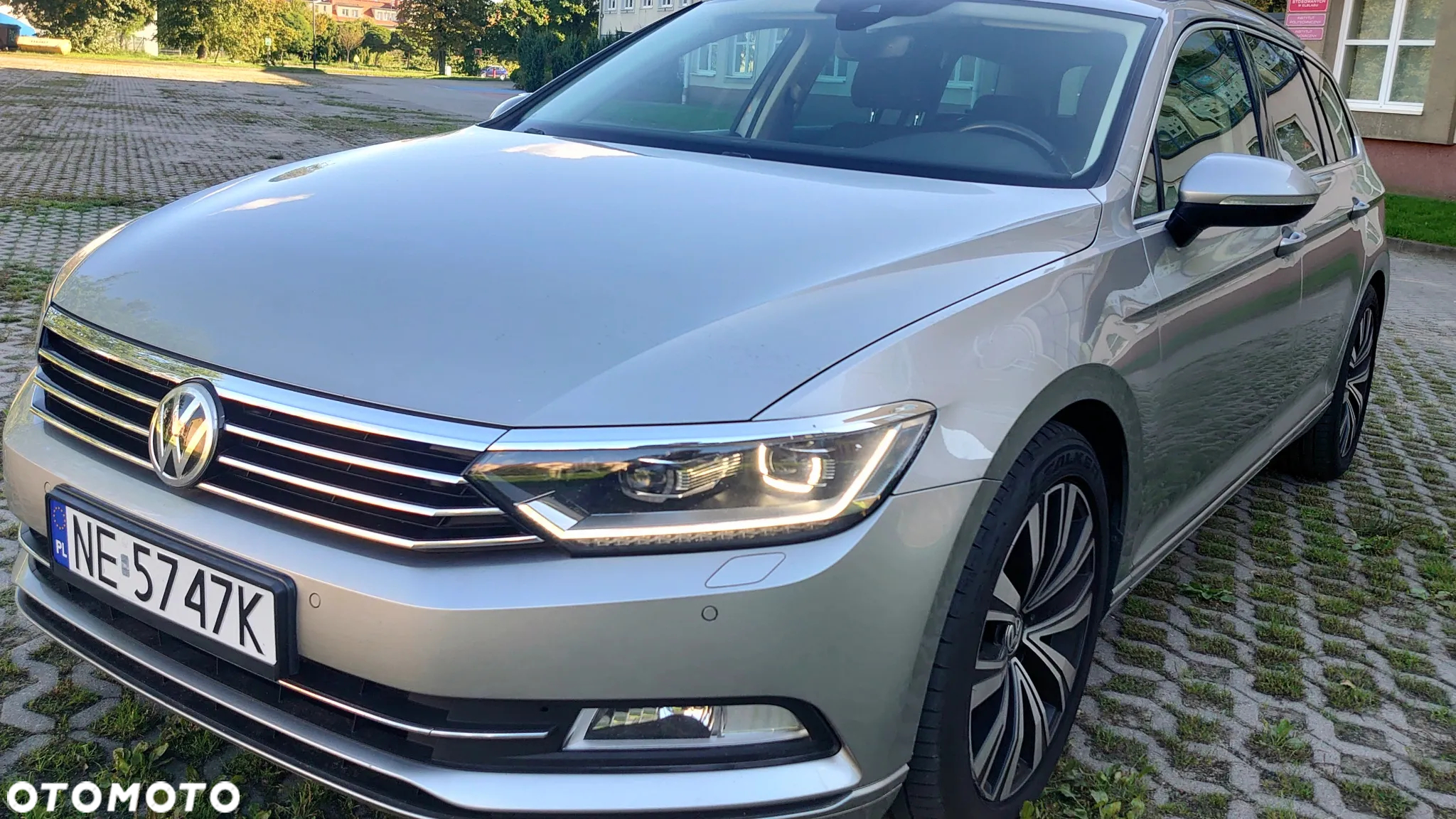 Volkswagen Passat Variant 2.0 TDI (BlueMotion Technology) Comfortline - 3
