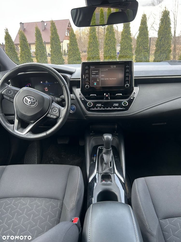 Toyota Corolla - 5