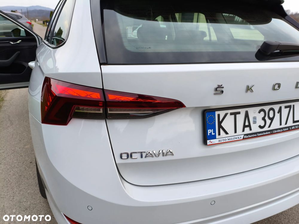 Skoda Octavia 2.0 TDI DSG Style - 15