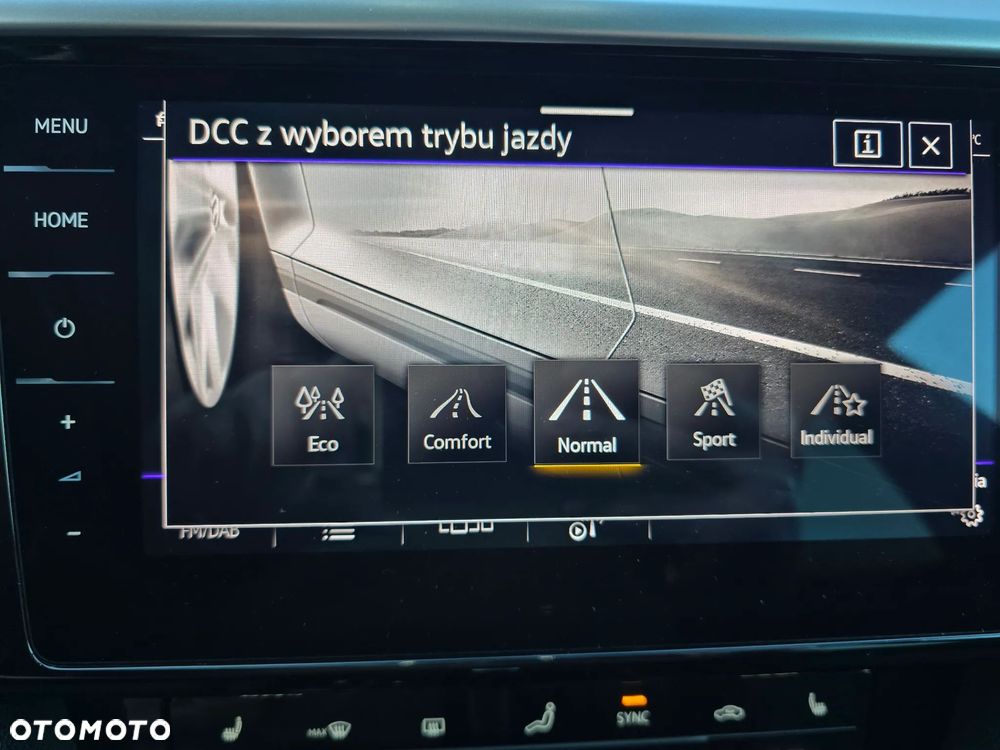 Volkswagen Arteon 2.0 TDI SCR DSG R-Line - 27