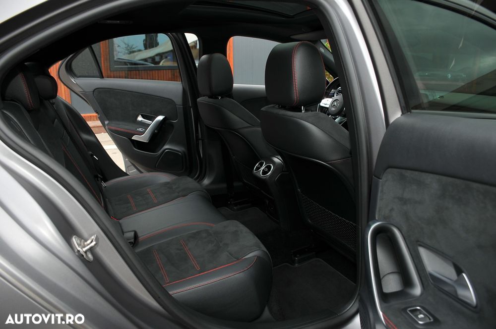 Mercedes-Benz A 180 - 30