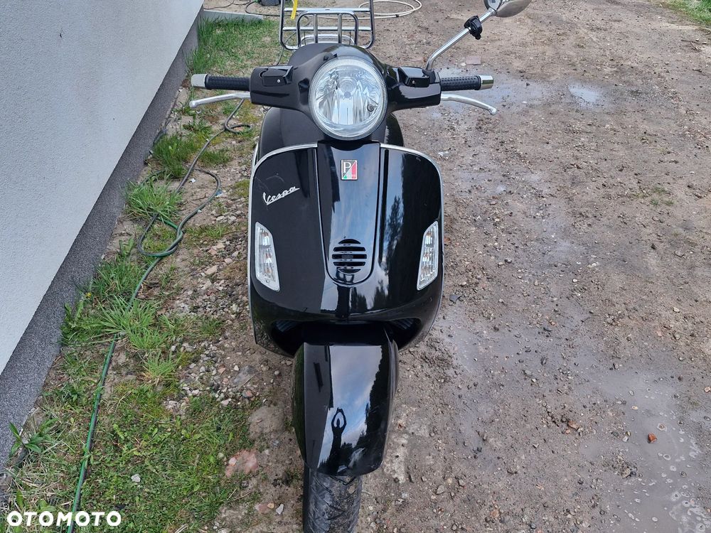 Piaggio Vespa - 9