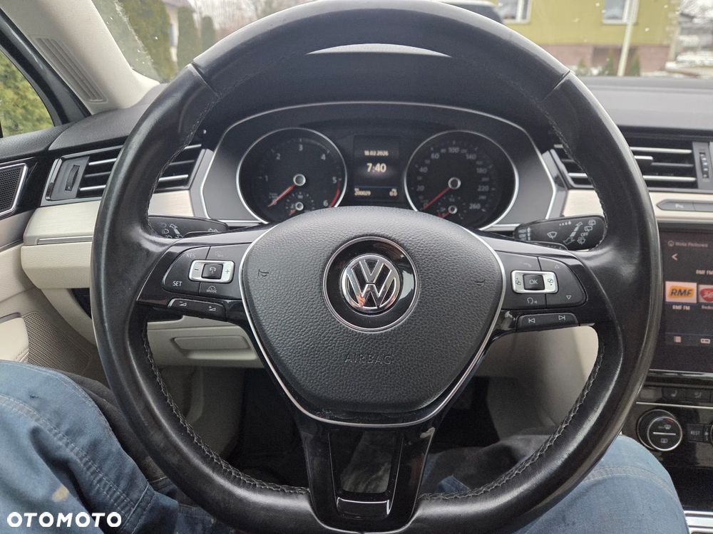Volkswagen Passat 2.0 TDI BMT 4Mot Highline DSG - 12