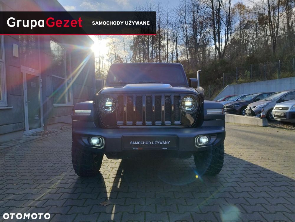 Jeep Wrangler - 8