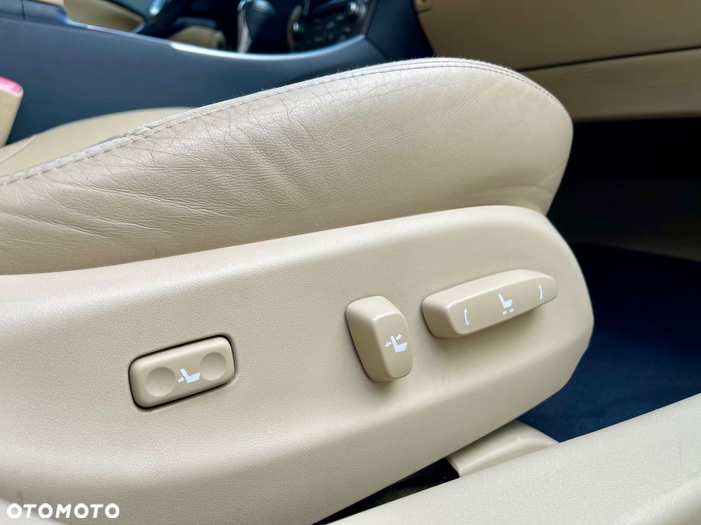 Lexus IS 250 Luxury Line - 18