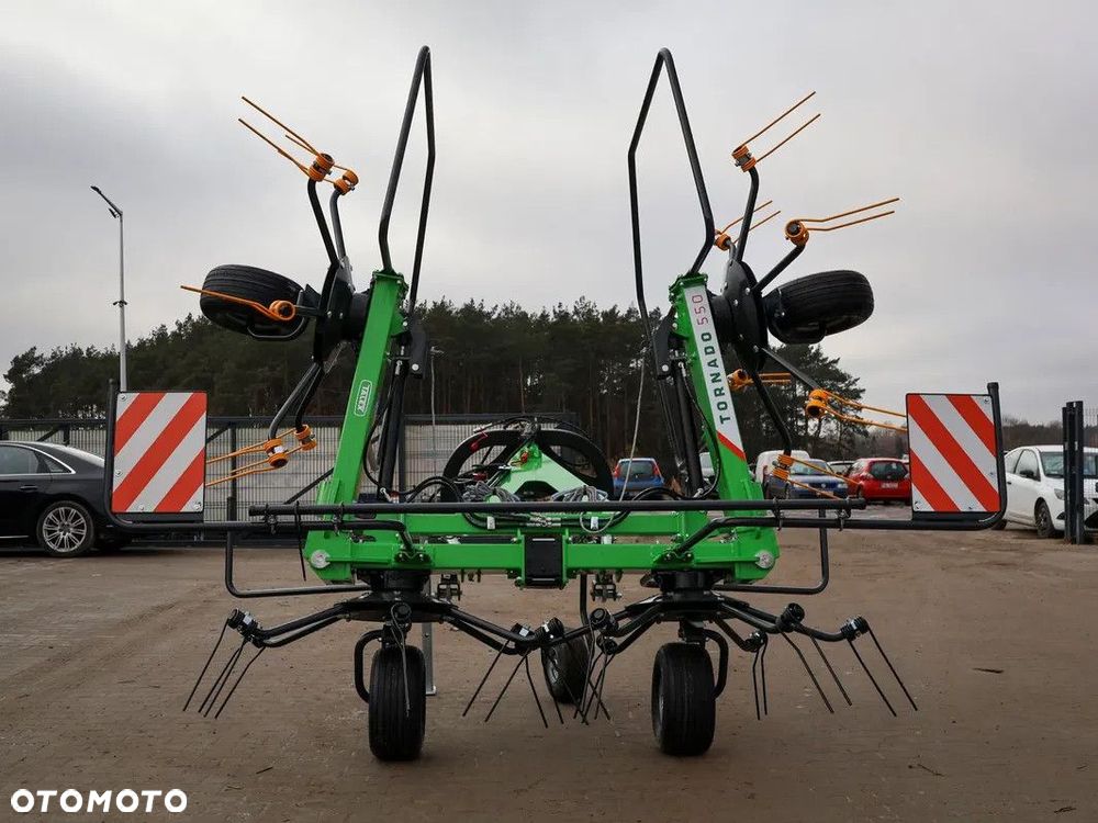 Przetrząsacz karuzelowy Talex TORNADO 550 cm 5,5m - 9