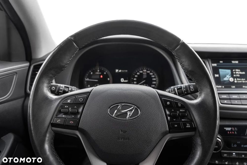 Hyundai Tucson blue 1.7 CRDi 2WD DCT Premium - 8