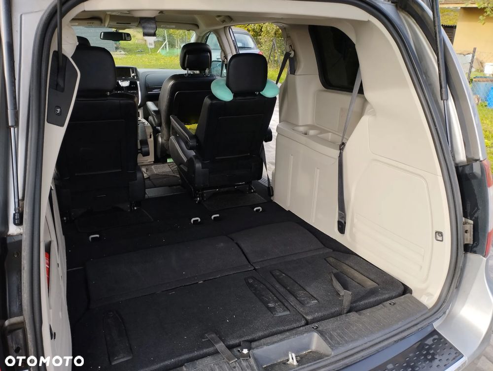 Chrysler Town & Country 3.6 Touring - 9