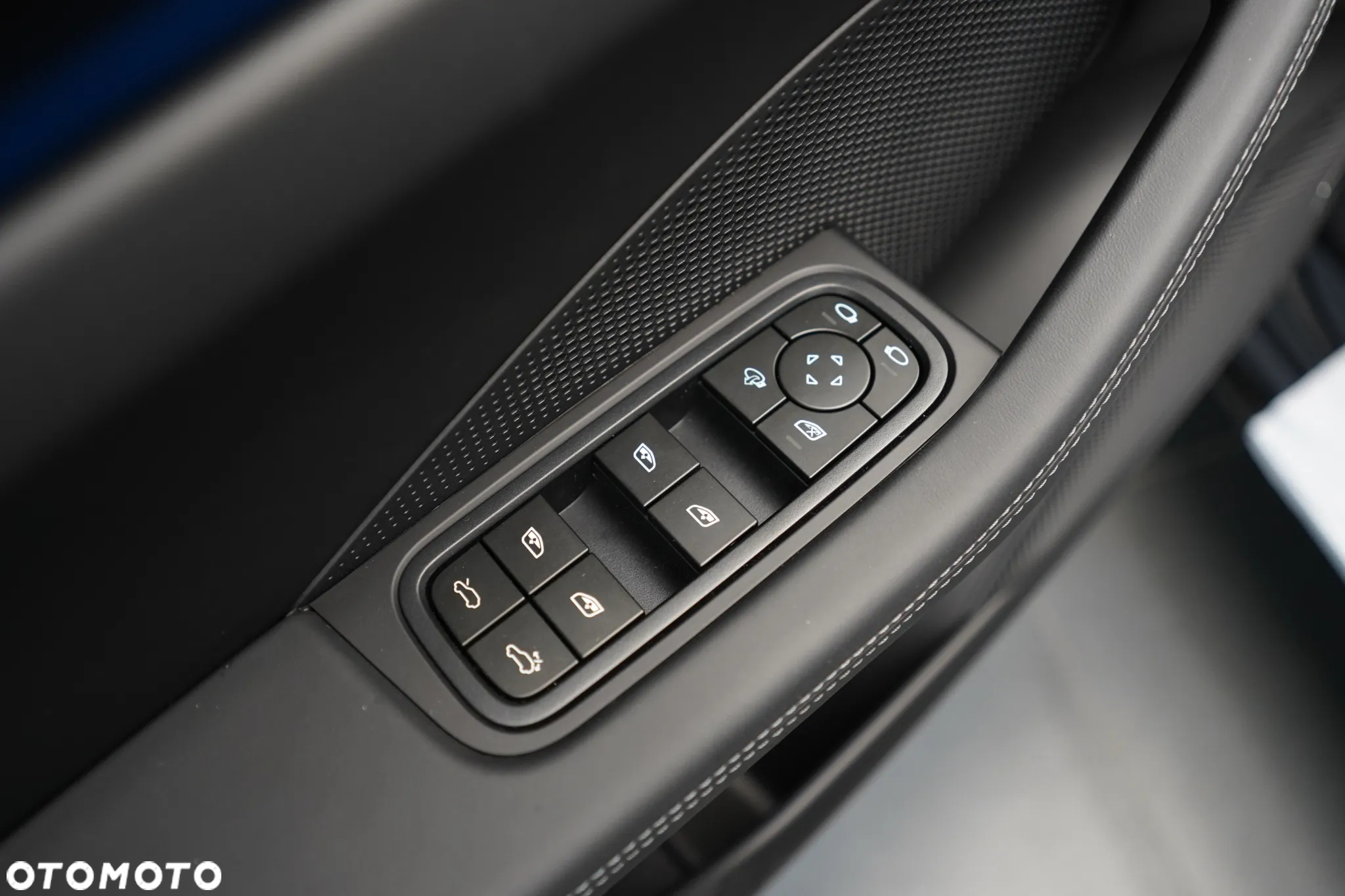 Porsche Macan Turbo 100kWh - 23