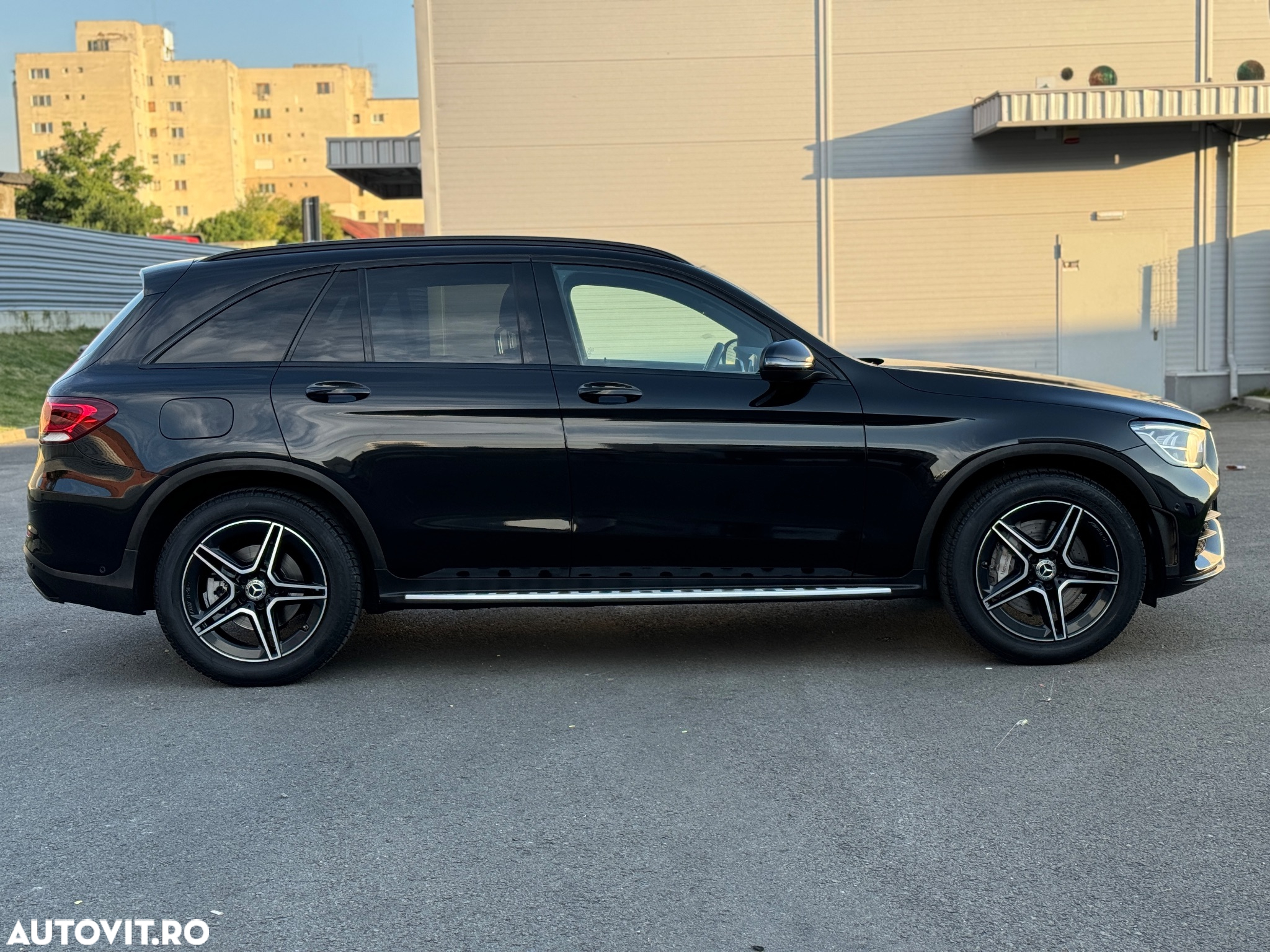 Mercedes-Benz GLC 220 d 4MATIC - 7