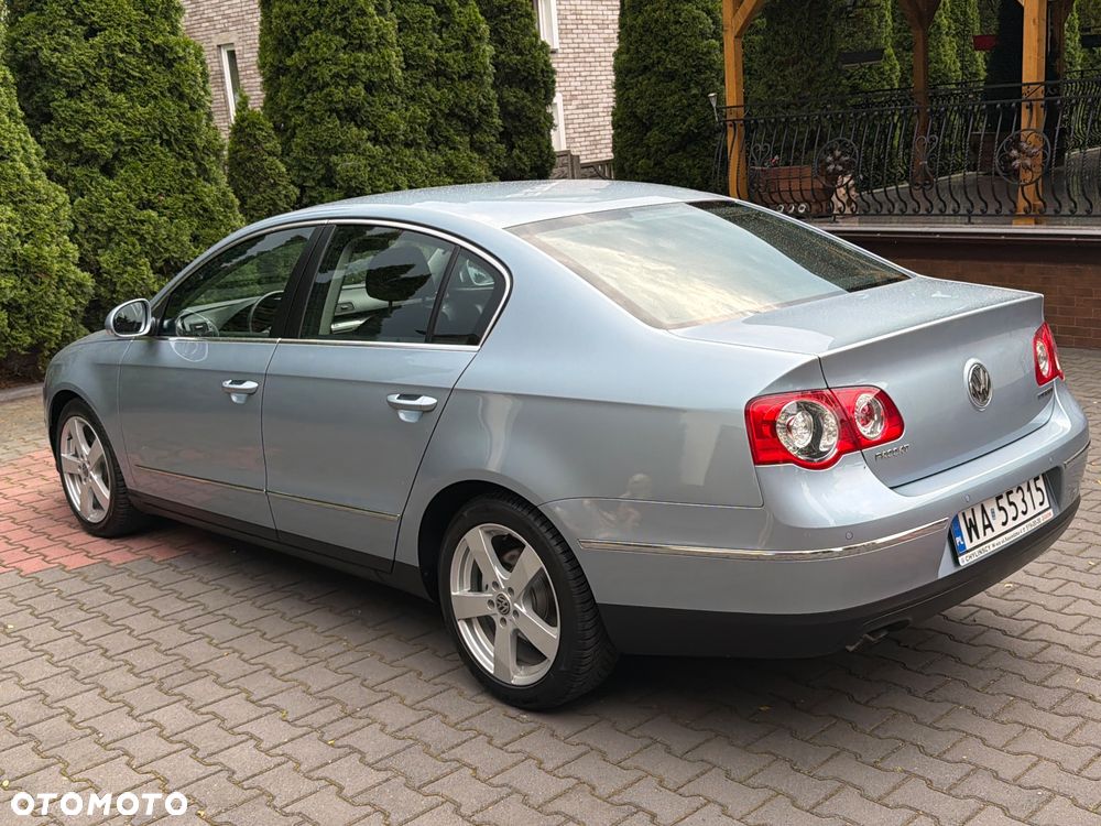 Volkswagen Passat - 9