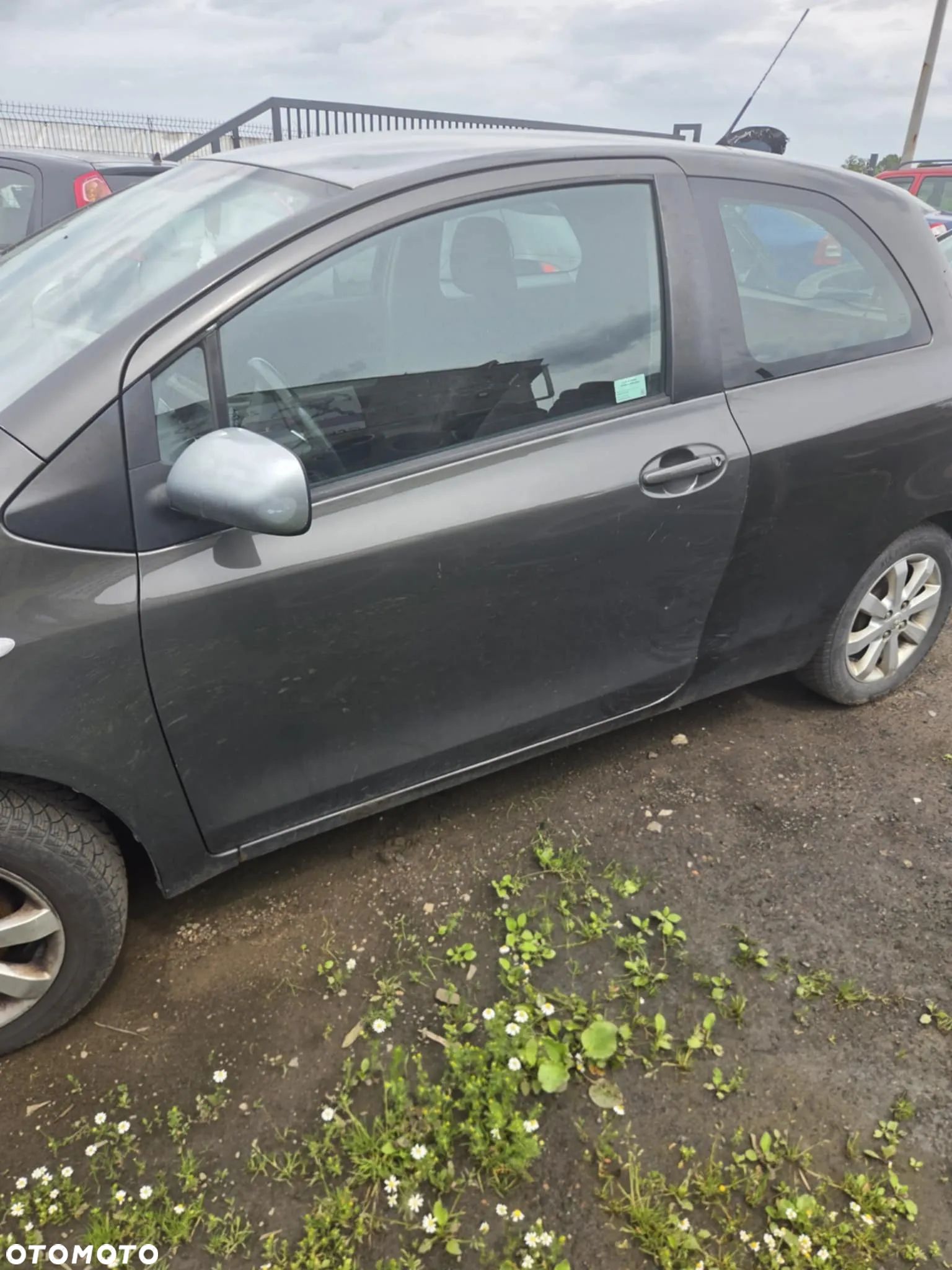 drzwi toyota yaris 2 - 1