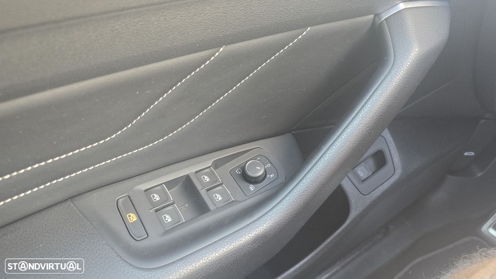 VW Arteon Shooting Brake 2.0 TDI Elegance DSG - 39
