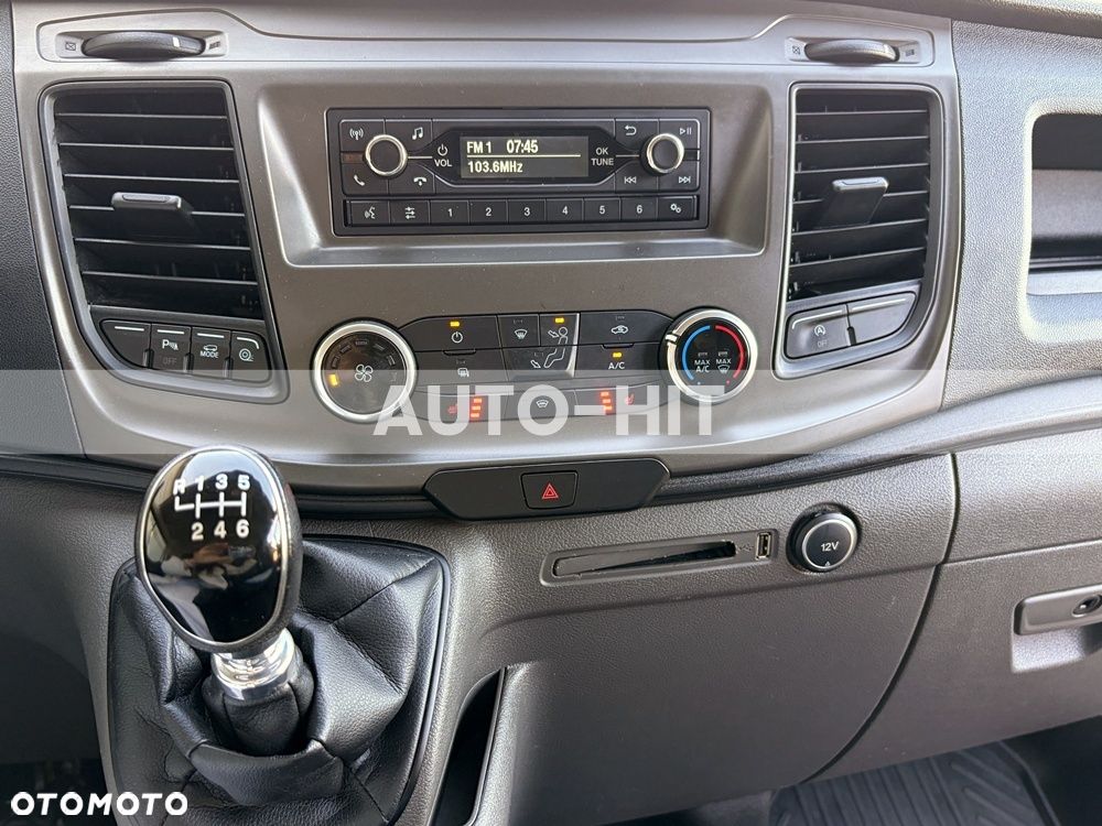 Ford Transit - 24