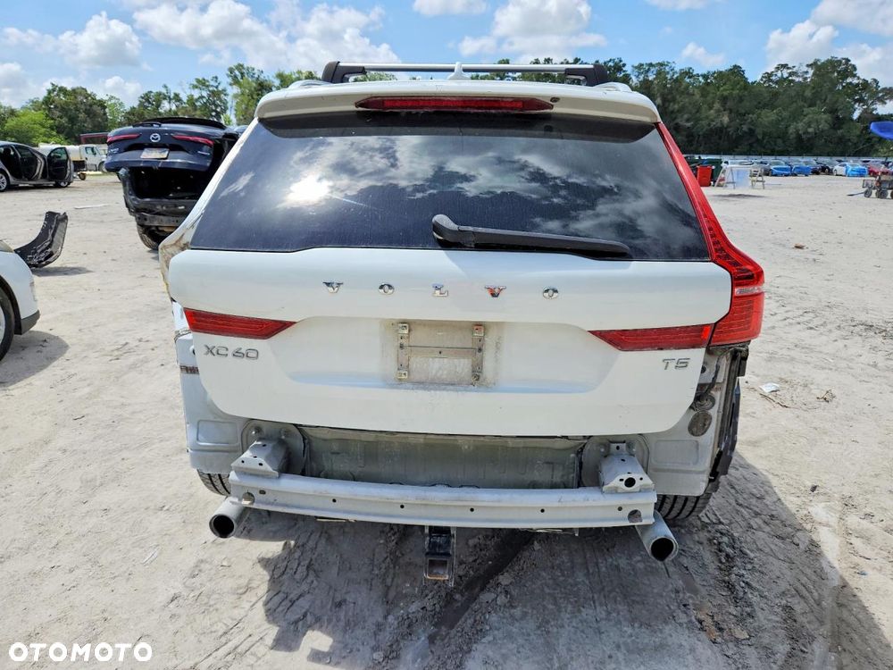 Volvo XC 60 - 6