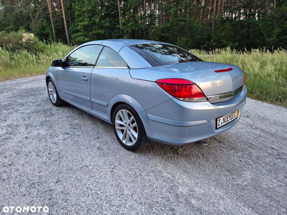 Opel Astra 1.8 Cosmo - 16
