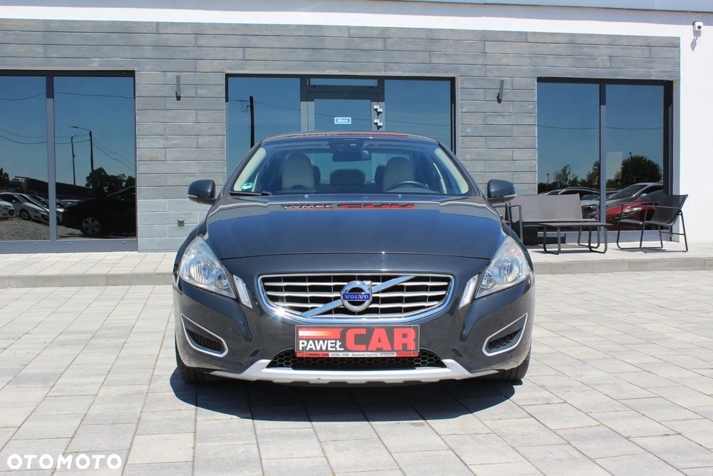 Volvo S60 T3 Summum - 2