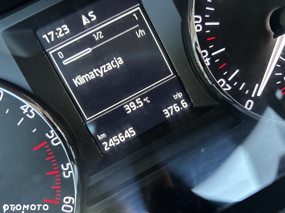 Skoda Octavia 1.6 TDI Ambition - 23