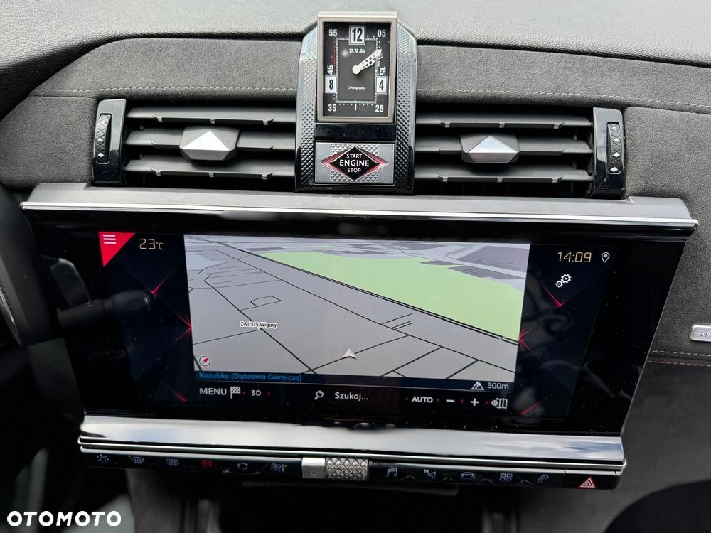 DS Automobiles DS 7 Crossback 2.0 BlueHDi Performance Line + - 28