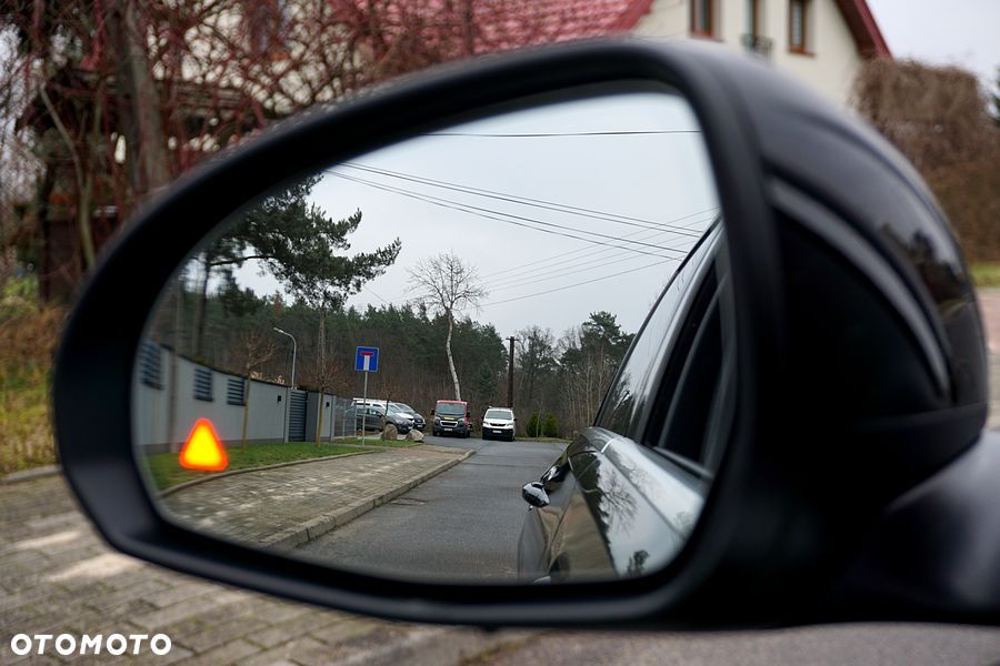 Mercedes-Benz Klasa C 220 d 9G-TRONIC - 36