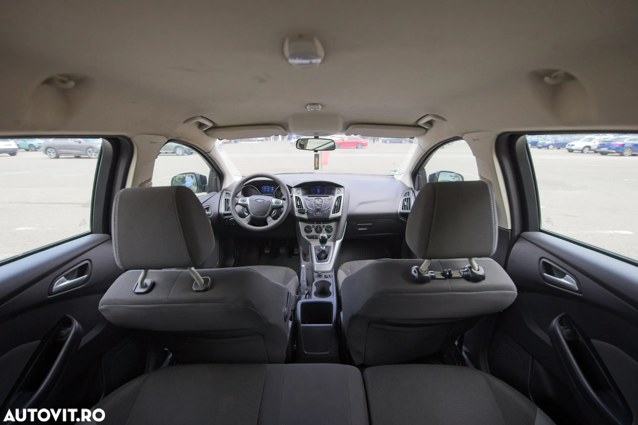 Ford Focus - 8