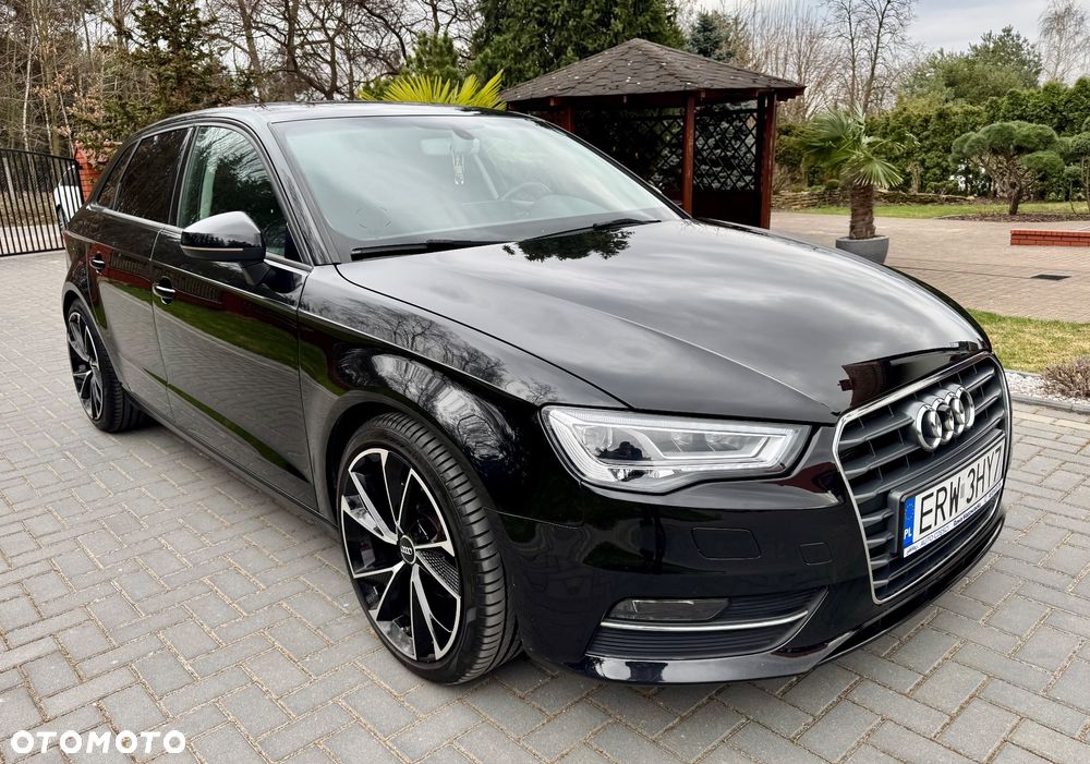 Audi A3 Sportback - 3