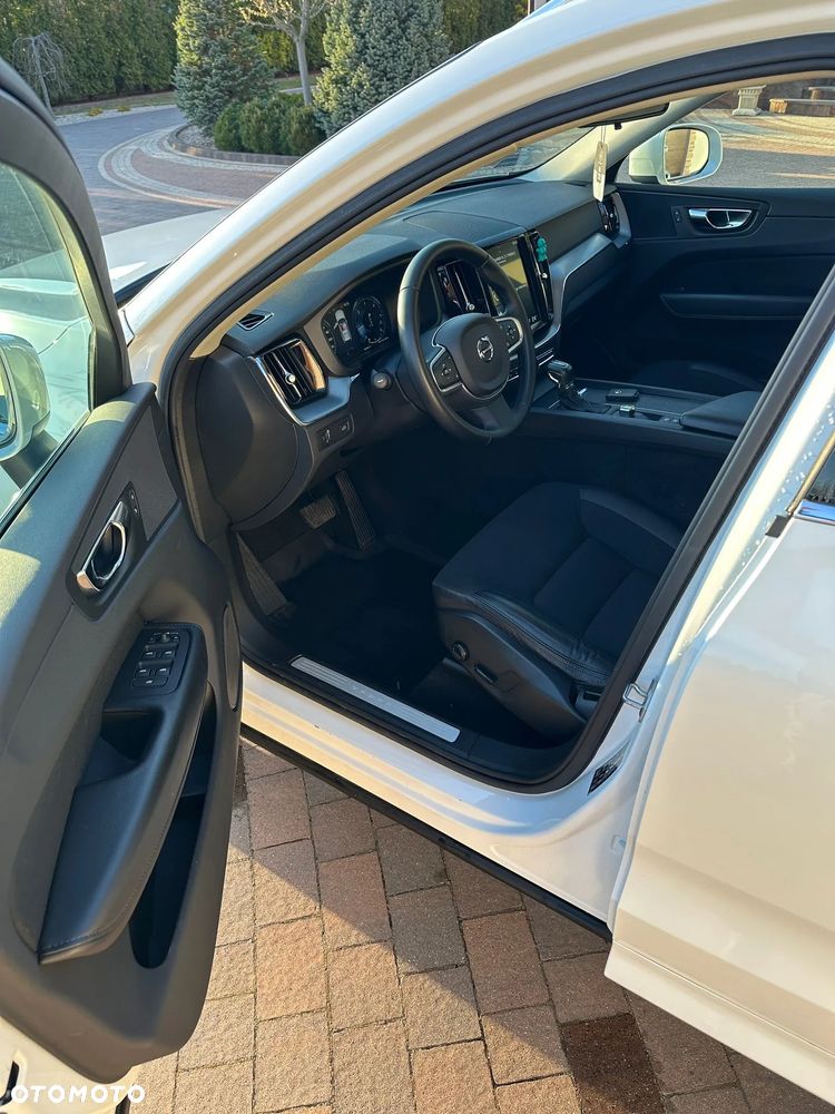 Volvo XC 60 D4 Momentum - 10