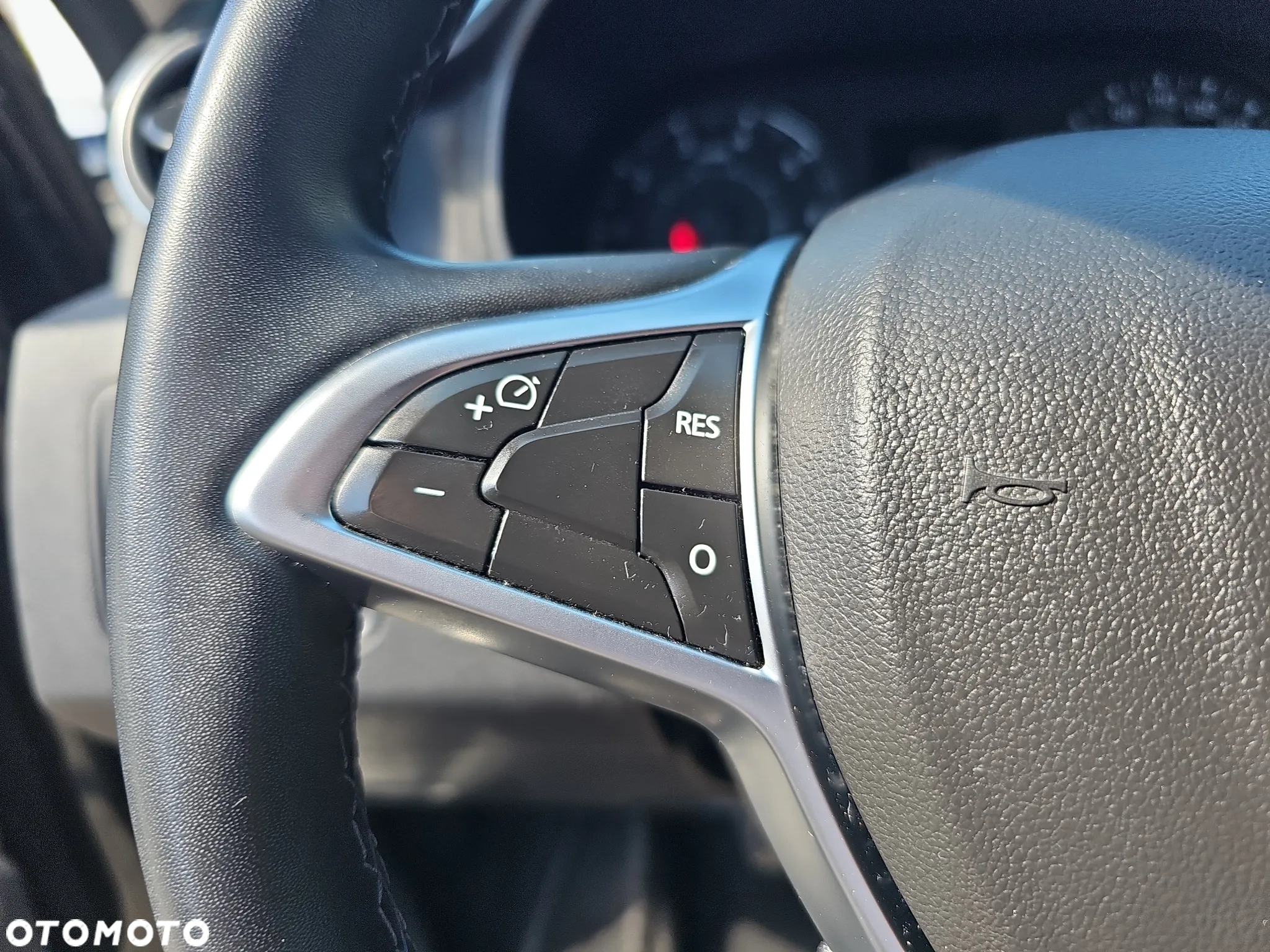 Dacia Duster 1.3 TCe FAP Prestige EU6d - 14