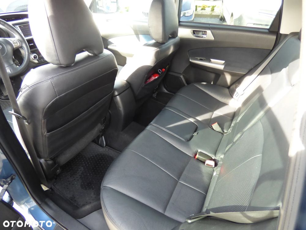 Subaru Forester 2.0 XE NAV - 23