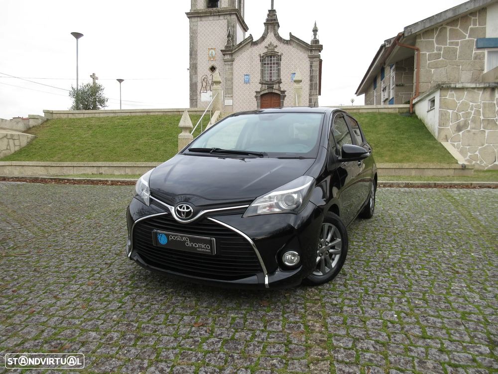 Toyota Yaris 1.4 D-4D Exclusive+P.Techno - 36