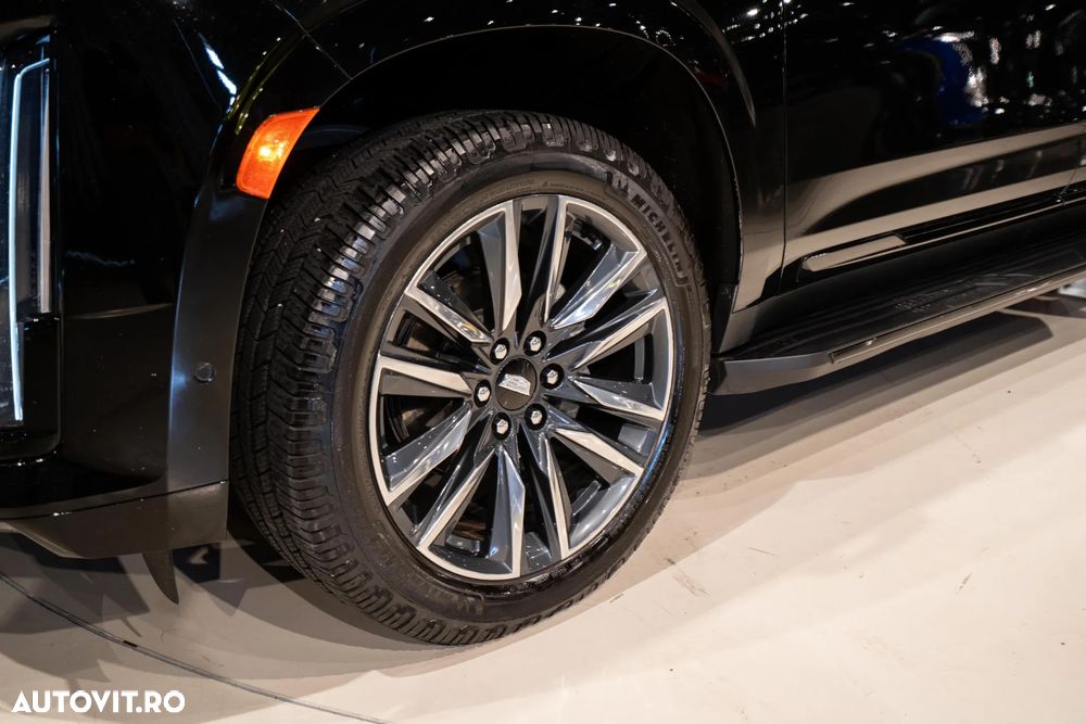 Cadillac Escalade 6.2 V8 AWD AT Platinum - 13