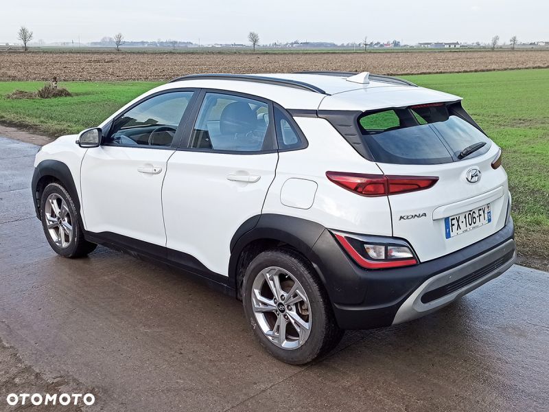 Hyundai Kona - 4