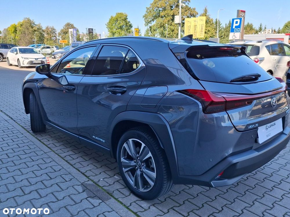 Lexus UX - 18