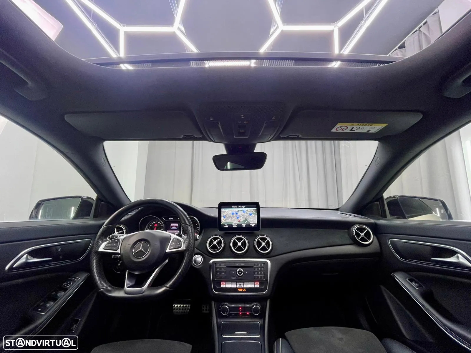 Mercedes-Benz CLA 200 d Shooting Brake AMG Line Aut. - 10