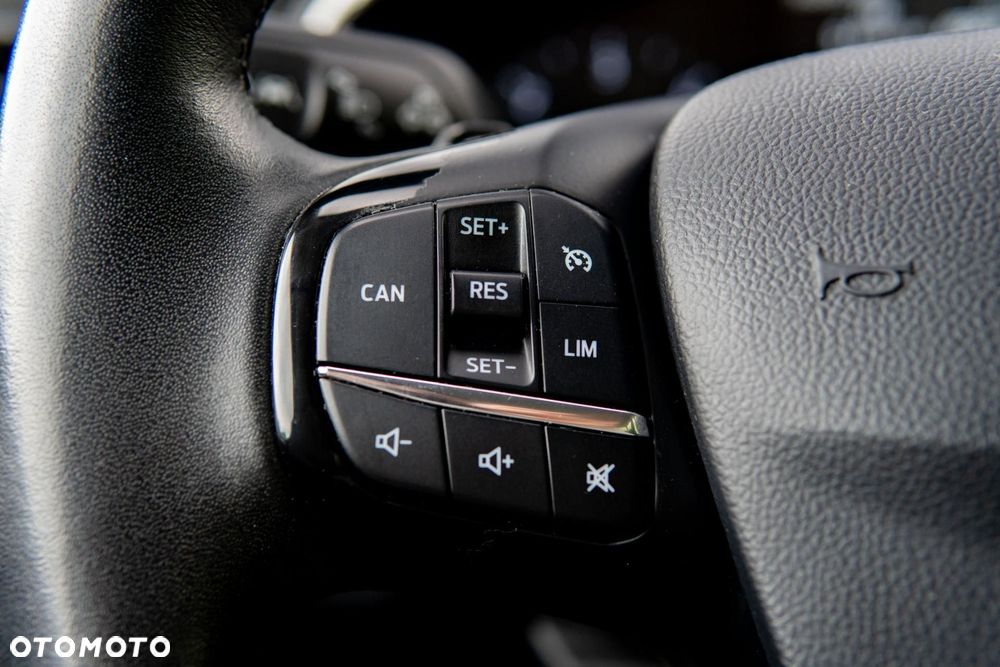 Ford Focus 1.5 EcoBlue Connected - 21