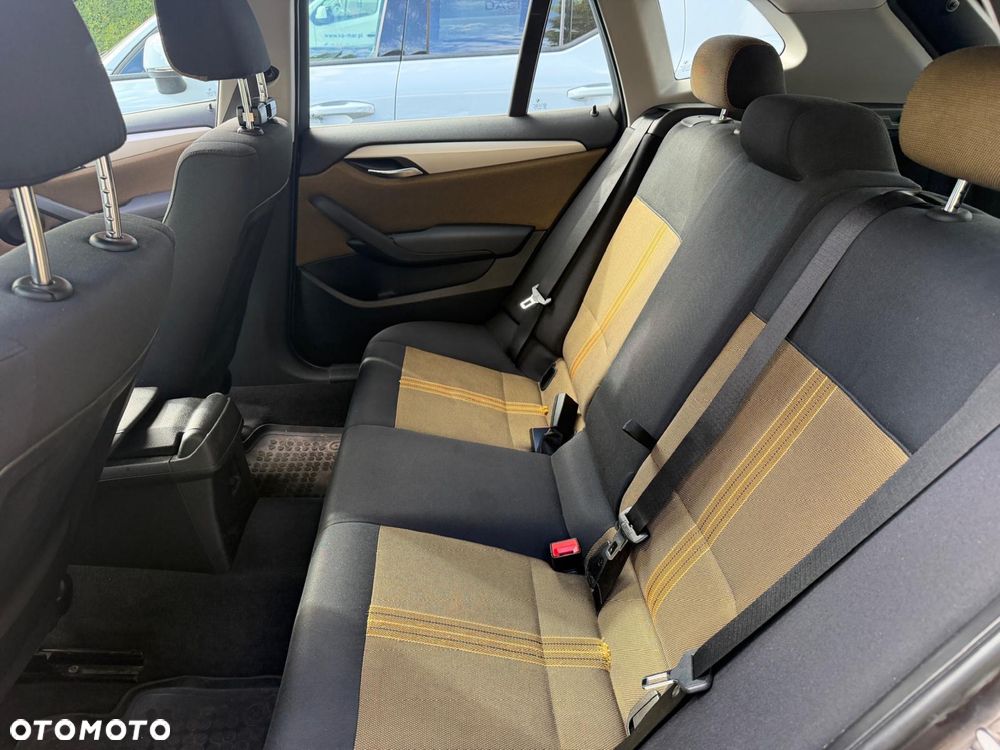 BMW X1 - 8